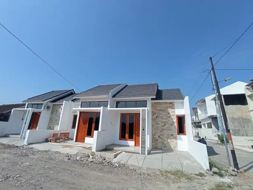 Tinggal 3 Unit Lagi Rumah Cluster Modern Colomadu 1 Lantai / 2 Lantai