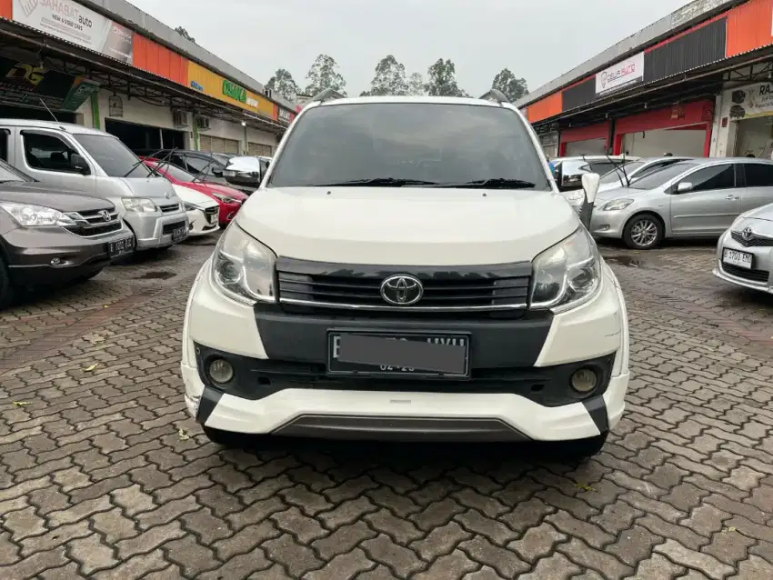 DP 2JT RUSH S TRD AT 2015 FACELIFT LED LAMP LOW KM 80RB AN !!