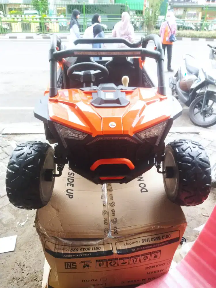 COD Mobil Aki Anak Offroad 12 Volt Ban Karet