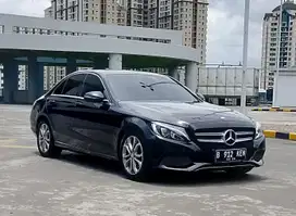 Mercedes-Benz C200 2015 Bensin