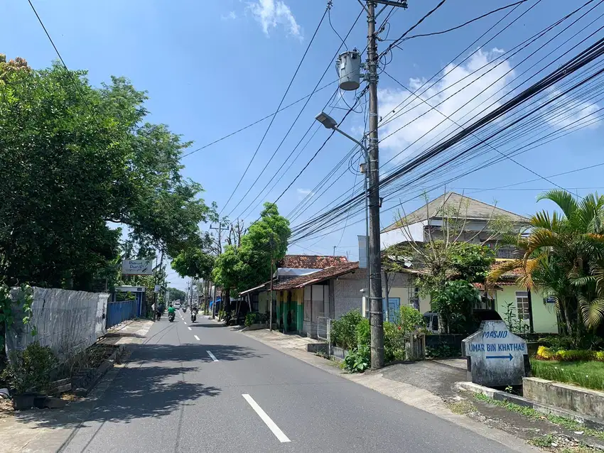 7 Menit Kampus UGM Tanah Palagan km 6