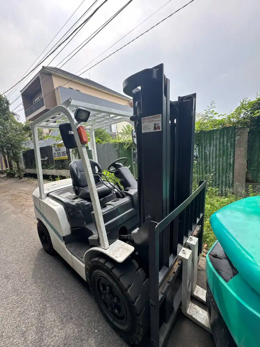DIJUAL FORKLIFT BEKAS TCM 3 TON MAST STD 3 METER UNIT NORMAL