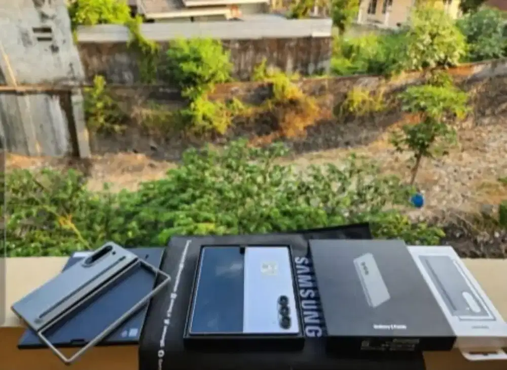 Samsung Galaxy Z Fold 6 5G 12/256 GB SEIN Kondisi Nyaris Baru