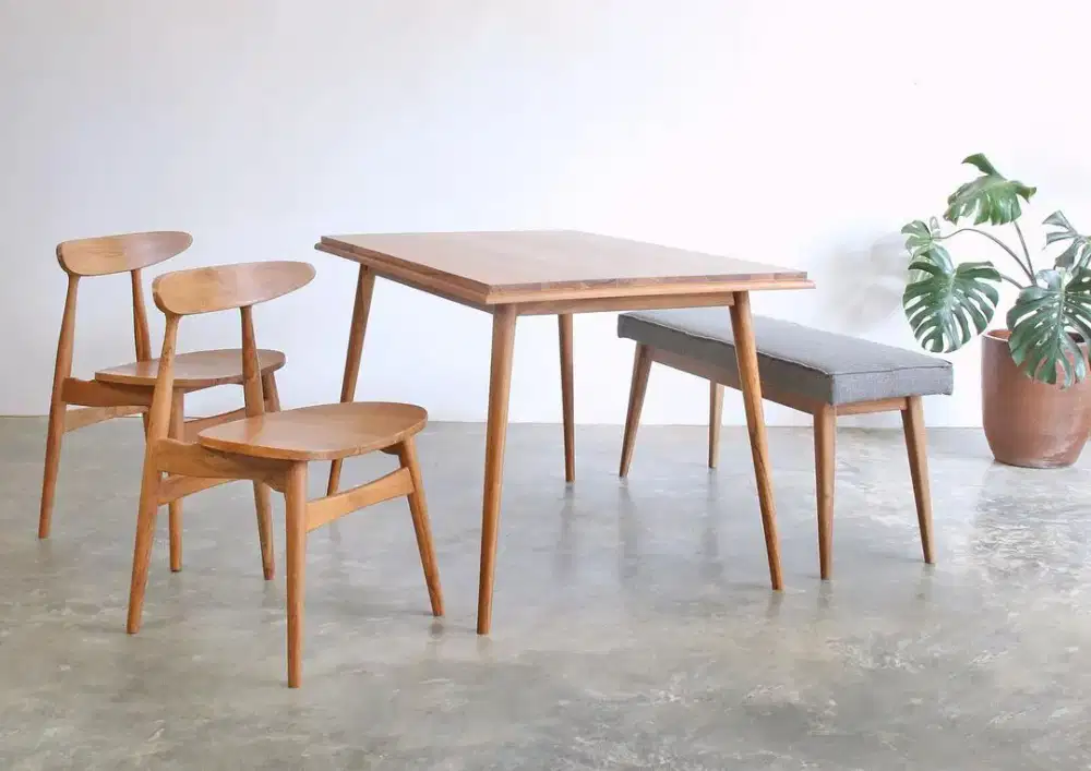Set meja makan kayu jati