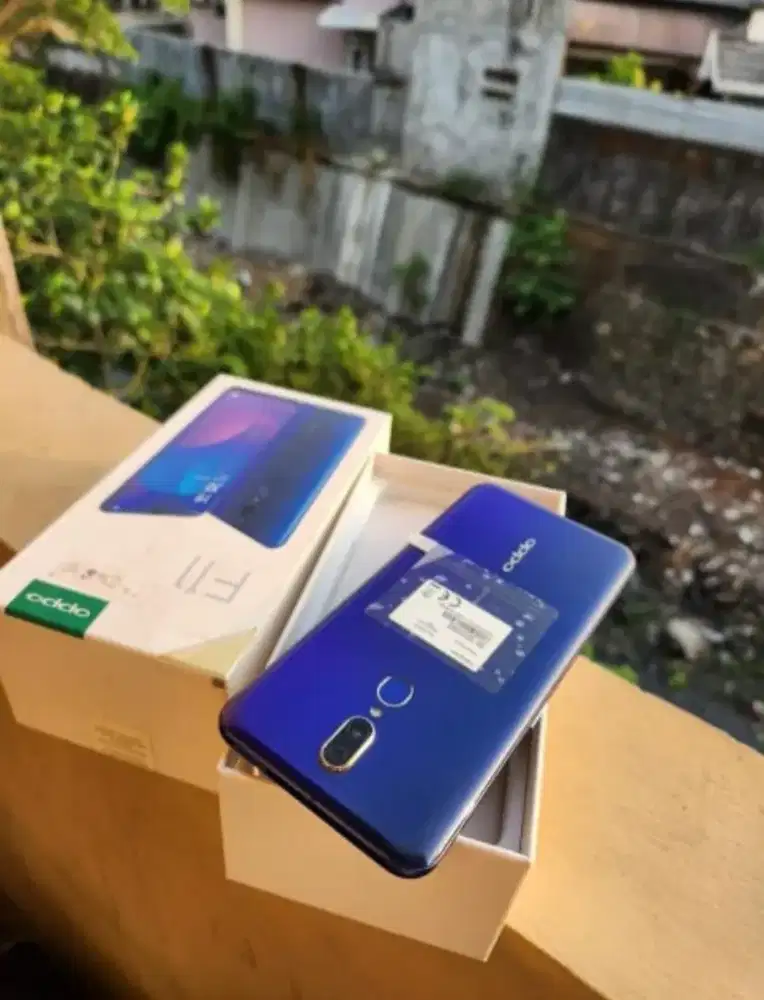 Oppo F11 4/128 GB 5G Kondisi Mulus Istimewa
