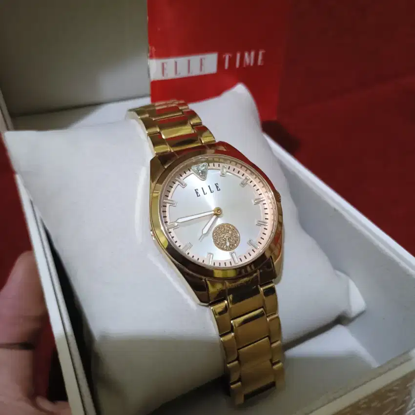 Jam wanita elle authentic