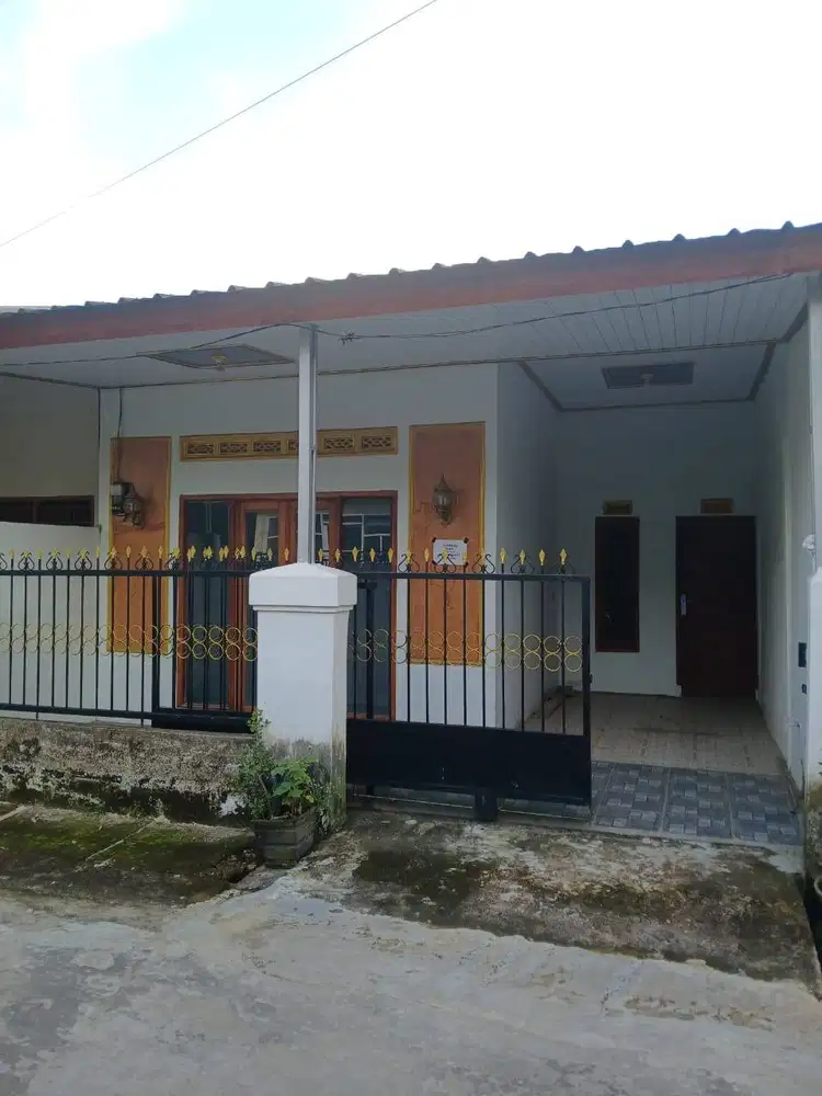 RUMAH DIJUAL DI JALAN NURI, KECAMATAN SAKO PALEMBANG