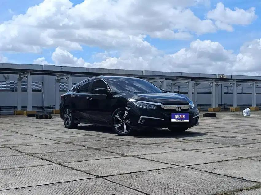 Ready !!! Honda Civic 1.5 ES AT Turbo 2019 Hitam KM 31RB