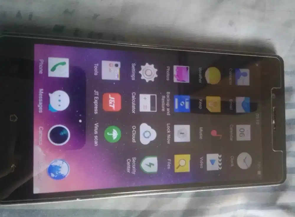 Smartphone oppo minus