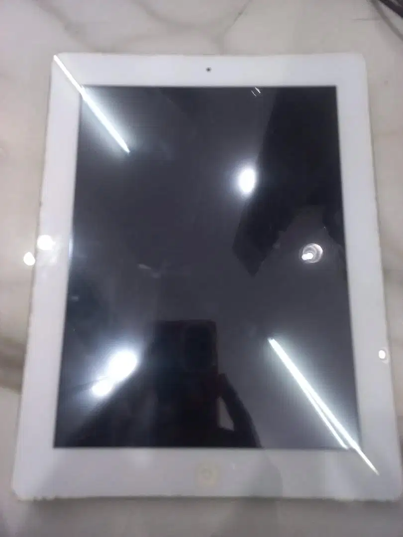Jual cepat iPad 2 64GB putih wifi only, bebas reset.