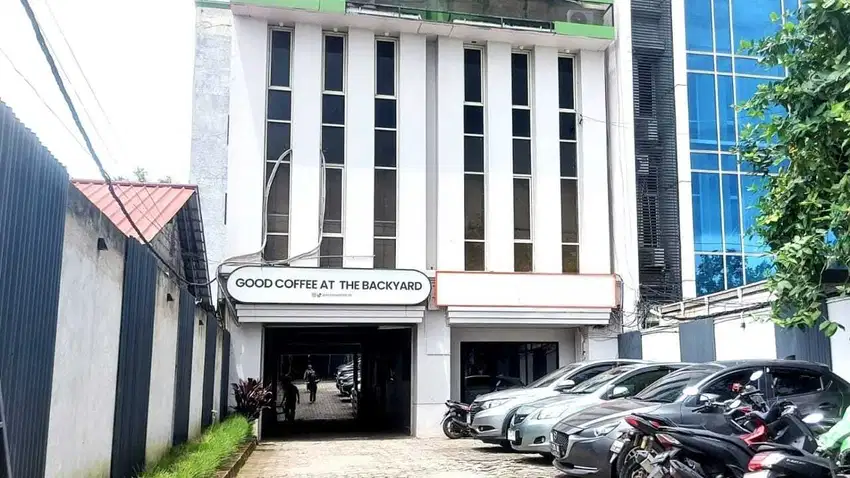 Disewakan Ruang Usaha dan Kantor di Lebak Bulus Parkir Luas