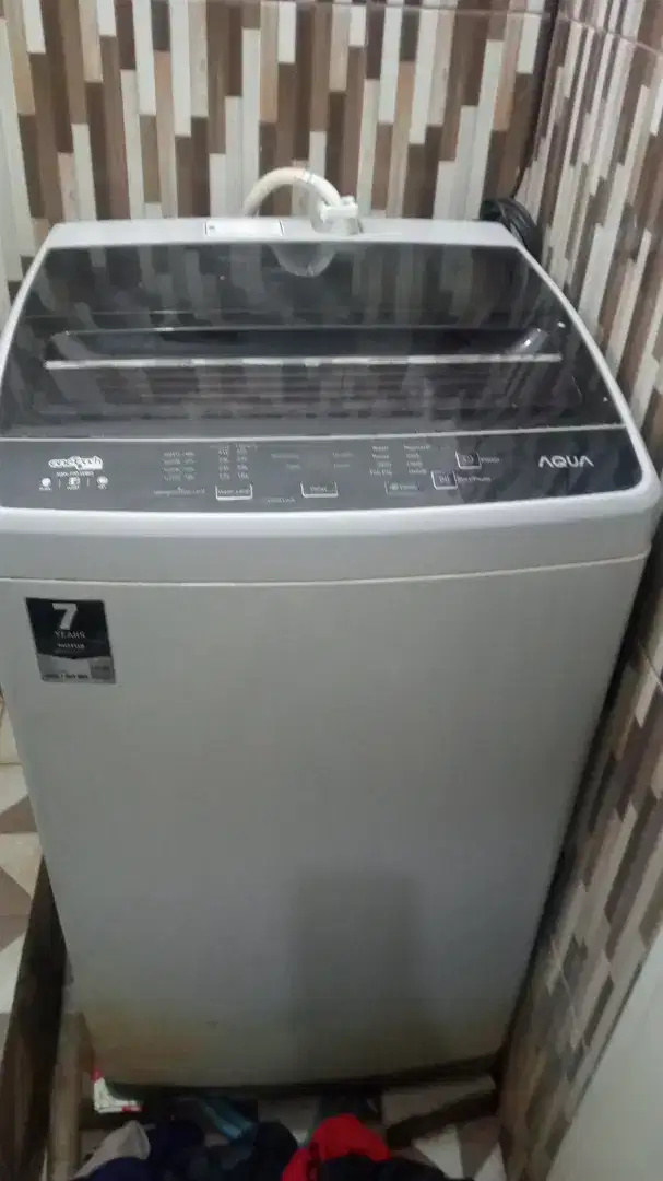 Dijual mesin cuci Aqua sanyo 7,5kg