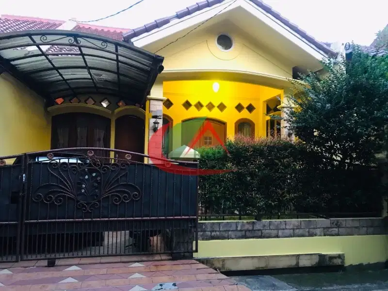 RUMAH 1,5 LANTAI DI BUKIT CENGKEH CIMANGGIS DEKAT EXIT TOL CIJAGO