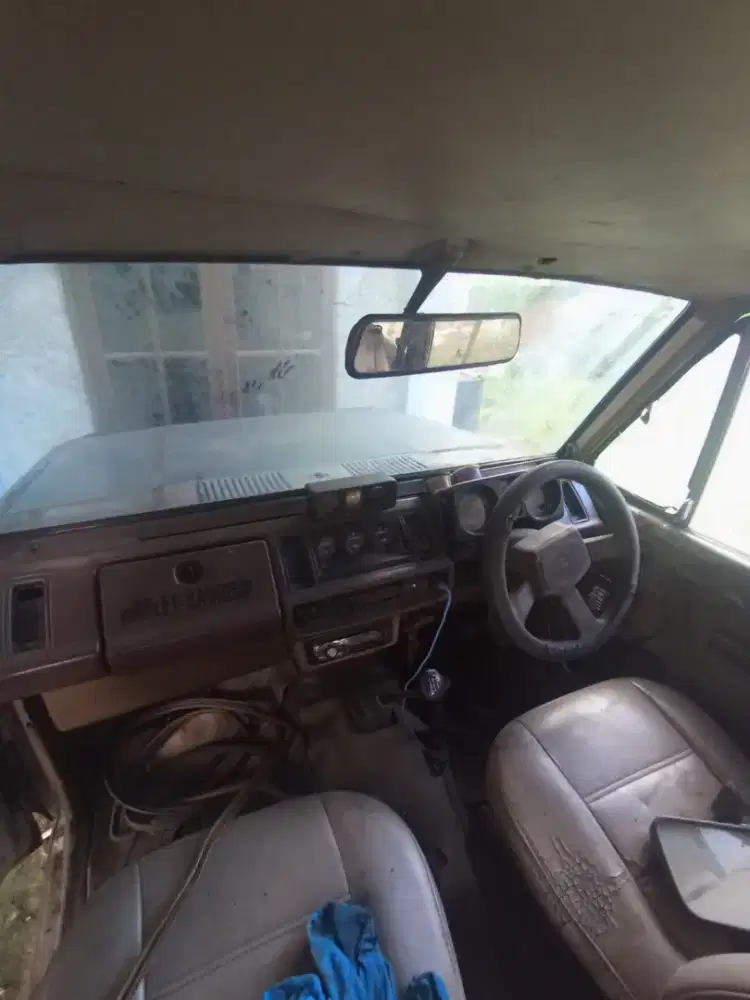 JUAL ISUZU TROOPER DIESEL 2.3 4×4