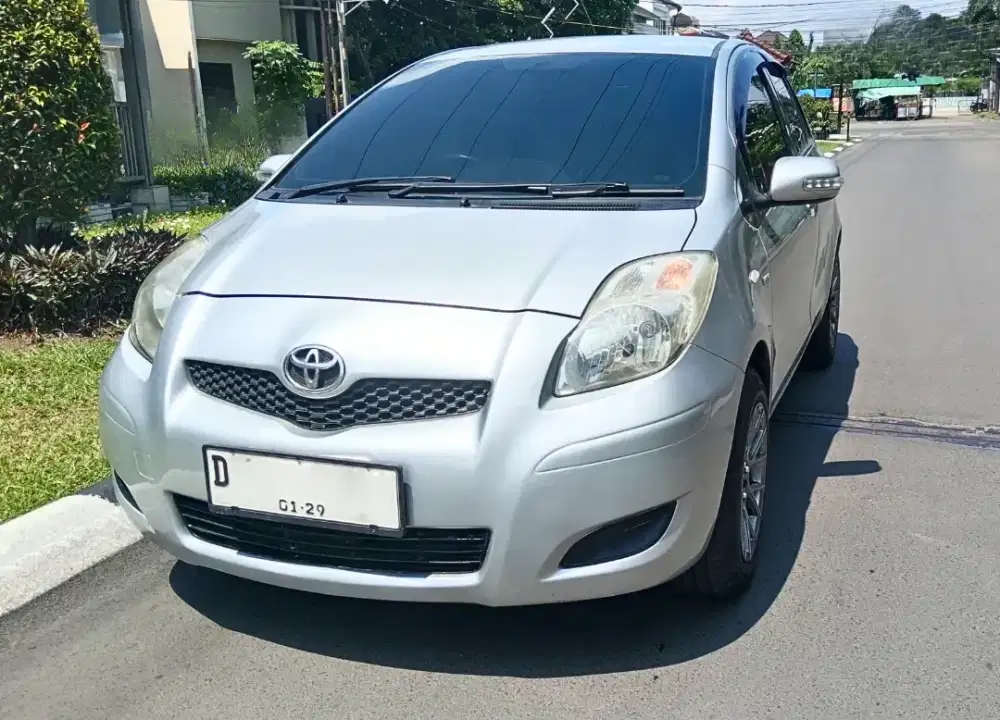 Bagus Terawat Yaris 2010 matik tipe J