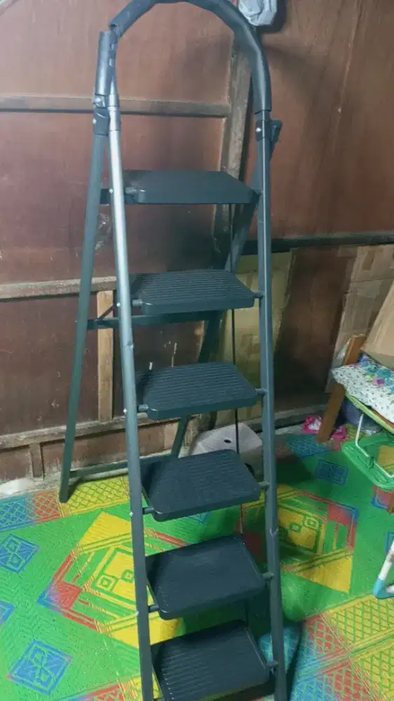 Tangga lipat tinggi 185cm