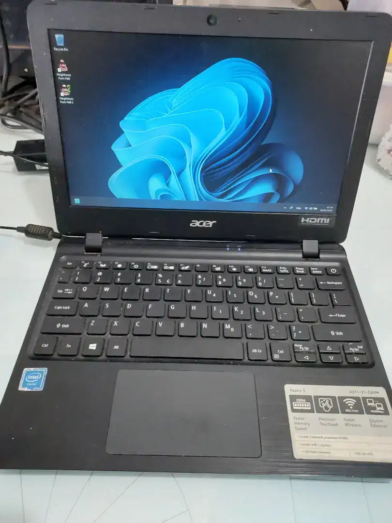 Laptop Acer Aspire A311 Intel N4000 udh DDR4 & SSD (baca minusnya)