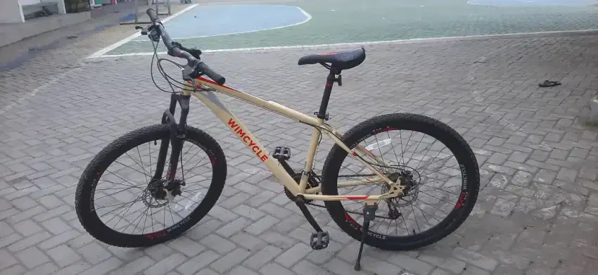 Sepeda gunung wimcycle