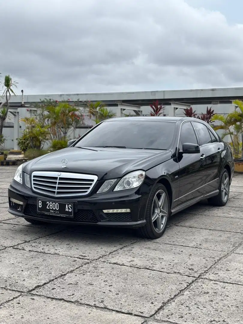 KM Low 50 Ribu Miles Mercy E200 1.8 CGI AT 2010