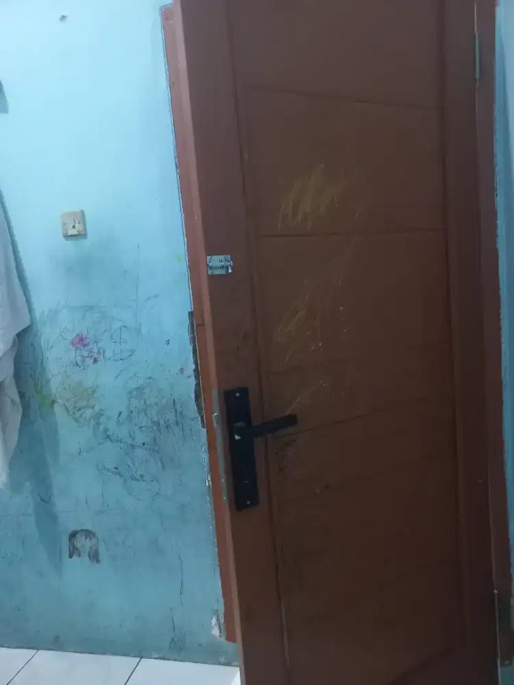 Di cari art wanita bisa bw motor dan menginap