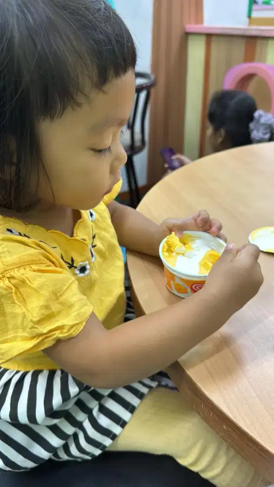 Nanny sitter Babysitter Baby sitter Perawat Anak Sustee Balita