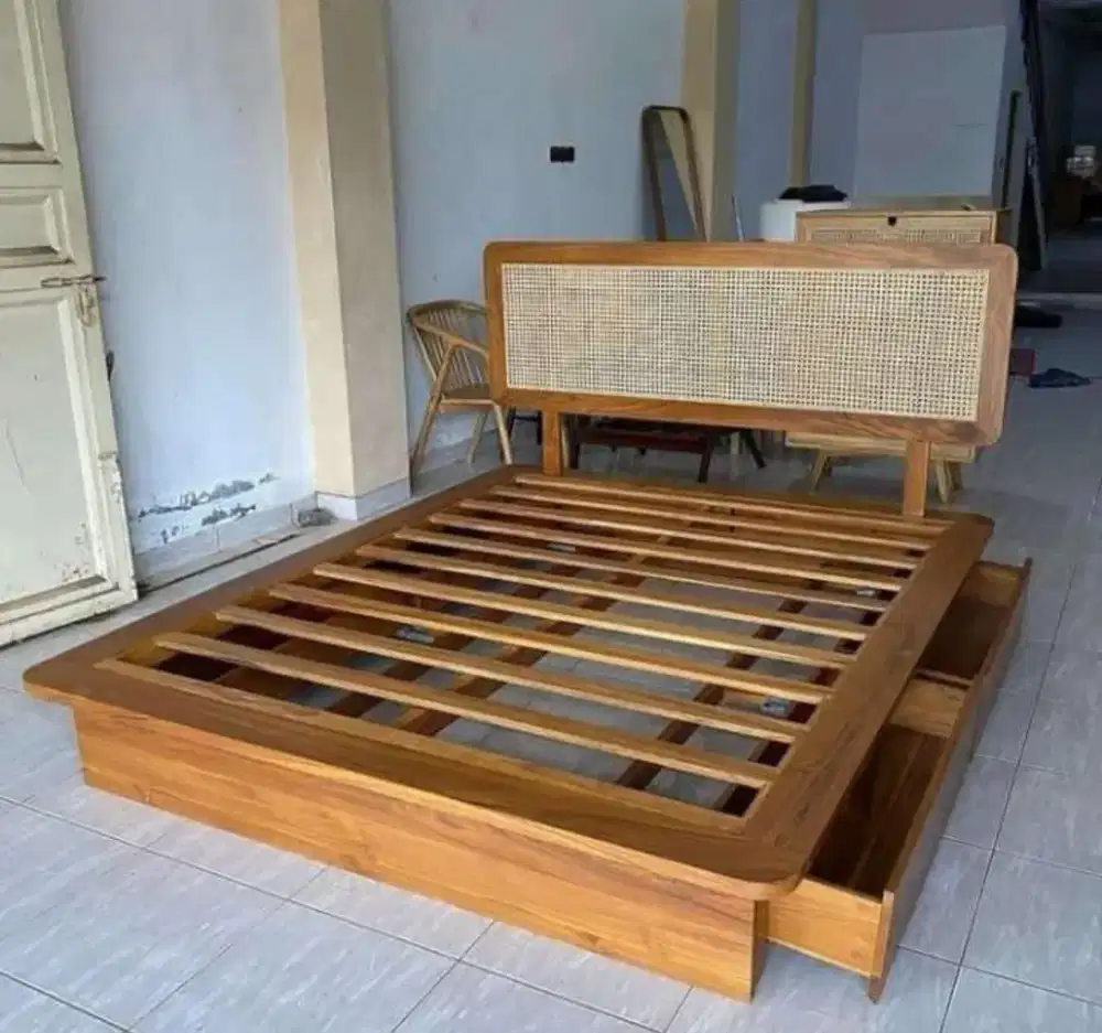 Set tempat tidur jati