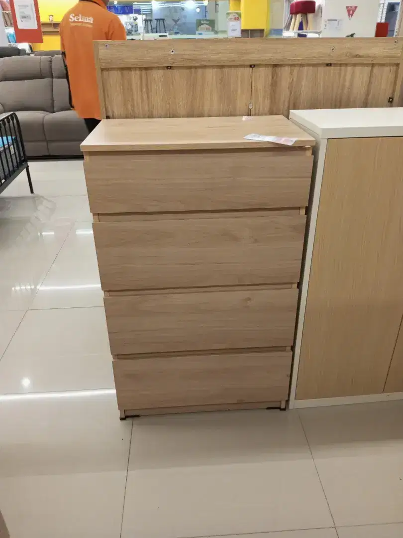 Drawer laura Selma