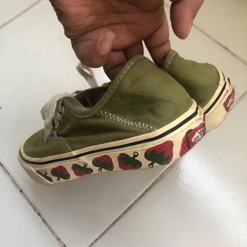 Bundling Sepatu Second 4 pasang Original