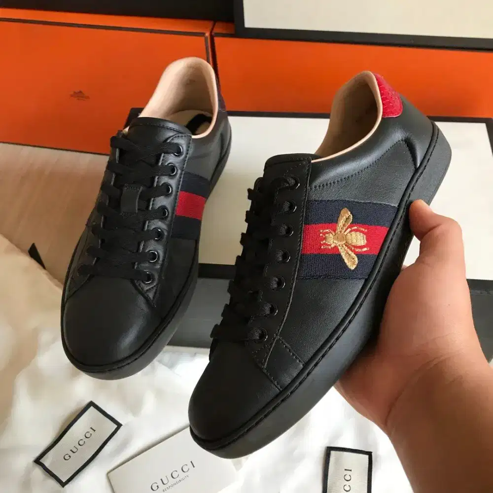 Gucci Ace Bee black leather shoe Sneakers trainer sepatu 40