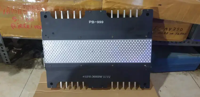 Power amplifier mobil 4channel 30.000watts johnie monitor pb999