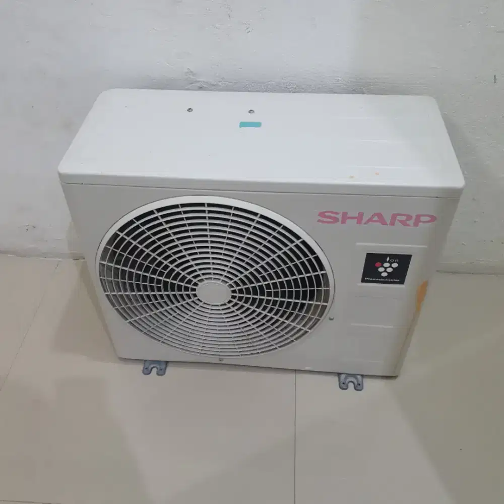 Second Ac outdoor 3/4pk sharp ( Ori dan mulus)