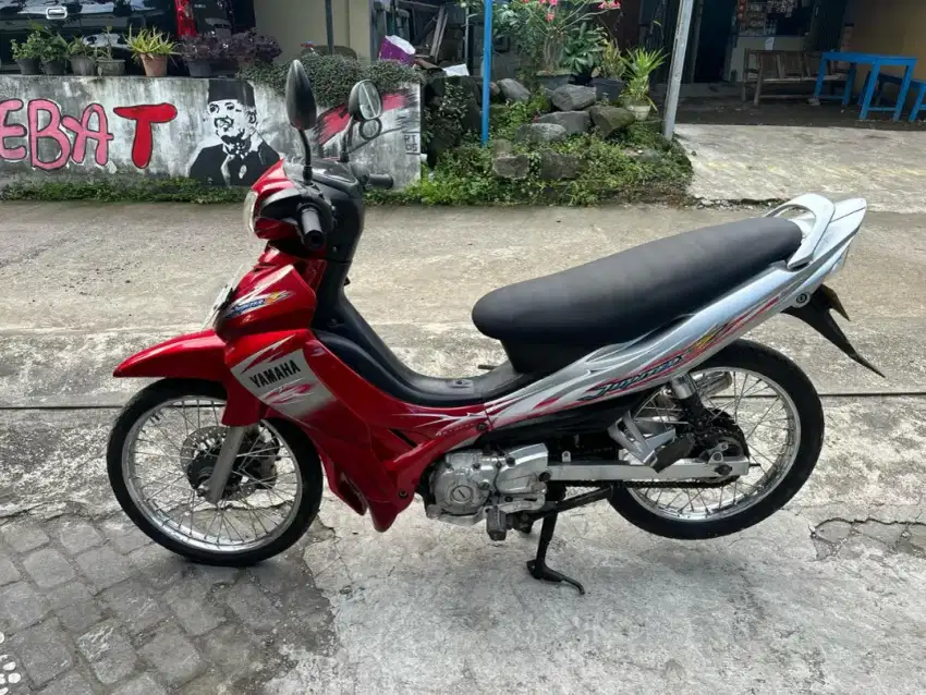 Jupiter Z thn 2008 plat AB Bantul
