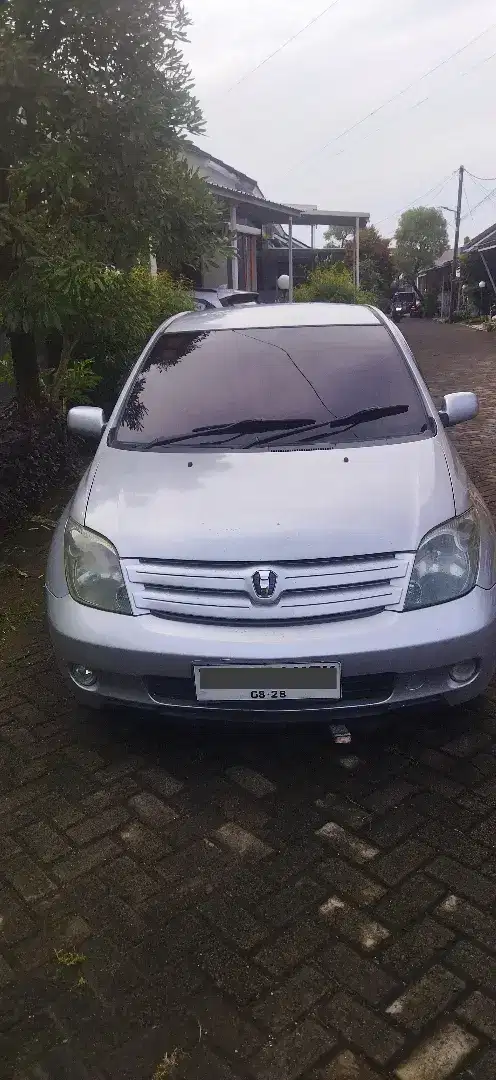TOYOTA IST 1500CC, MATIC BUILD UP JAPAN