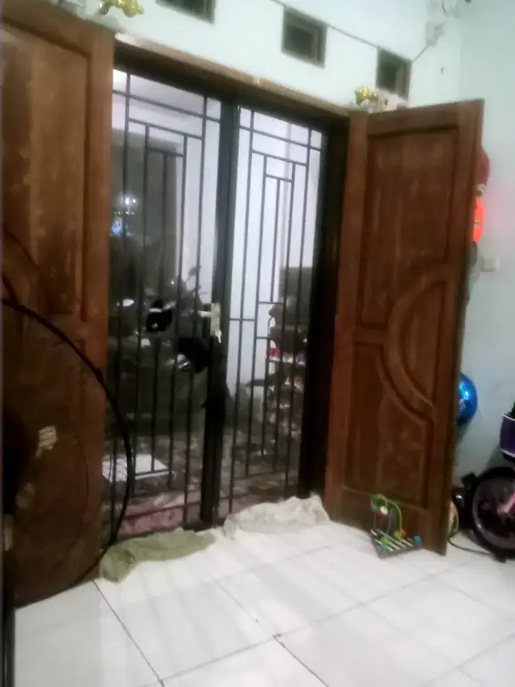 Di cari art wanita bisa bawa motor dan menginap