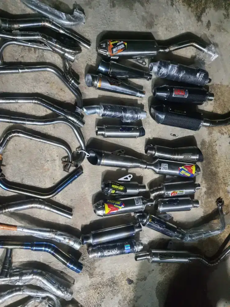 Knalpot racing motor