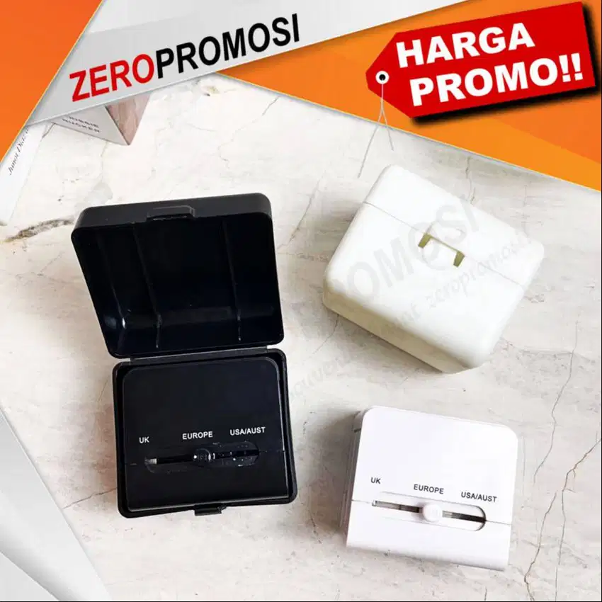 Souvenir Traveler Universal Adapter UAR03