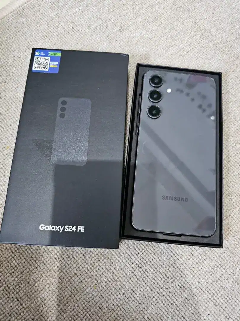 Samsung s24 fe 5G 8/256 SEIN graphite 3bulan pake like new fullset ori