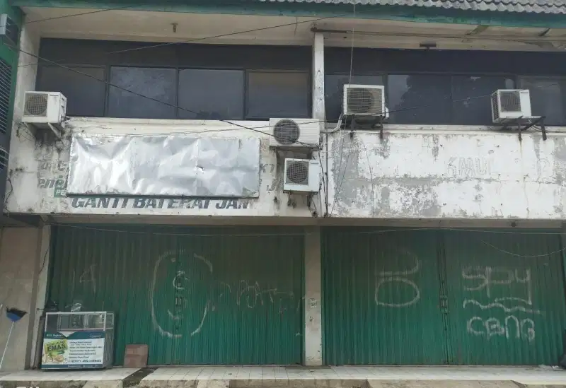 Ruko GANDENG 2Lt PINGGIR JALAN UTAMA