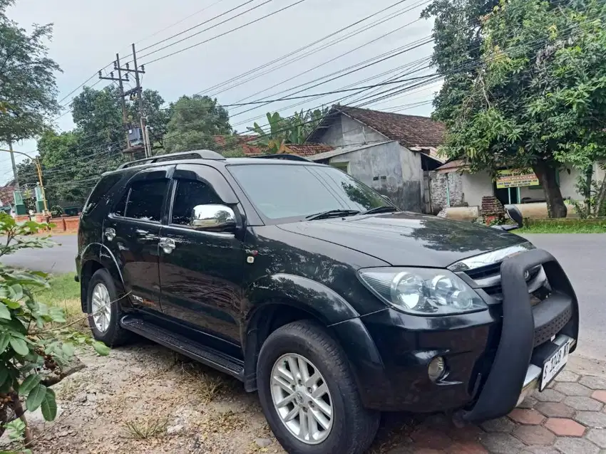 DIJUAL TOYOTA FORTUNER! Tahun 2008, Milik Sendiri