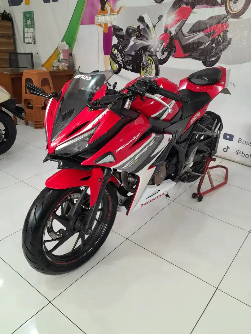 HONDA CBR 150 R 2017 UNIT JOS