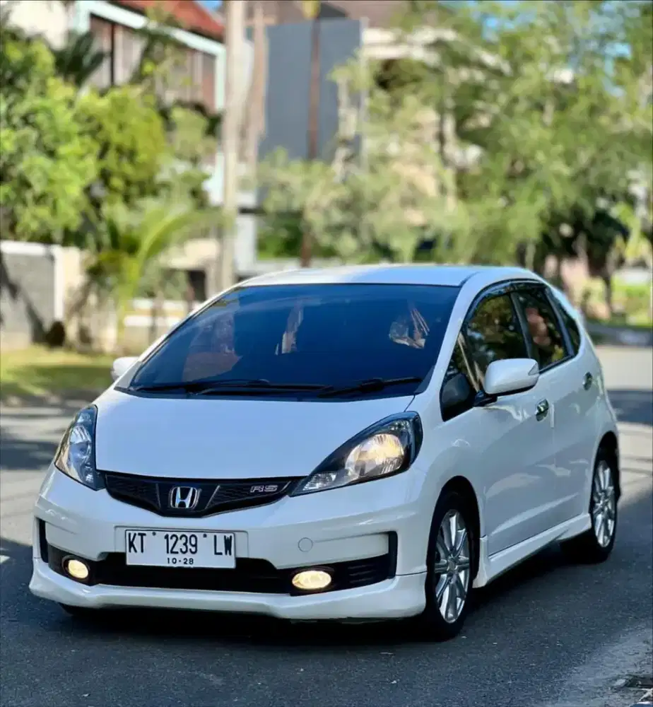 Honda jazz RS matic 2013