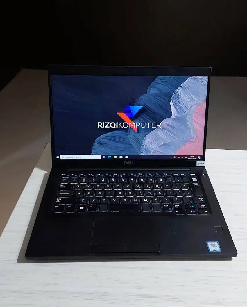Dell Latitude 7390  Intel Core i7-8650U Ram 16GB SSD 512GB