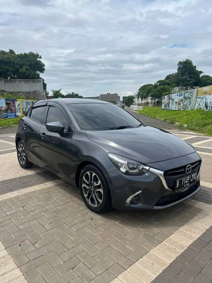 Mazda 2 R AT 2017