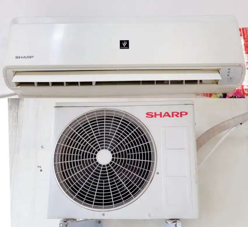Jual ac Sharp 1/2 pk R32 Lowwat 360 watt kondisi 95% ori semua
