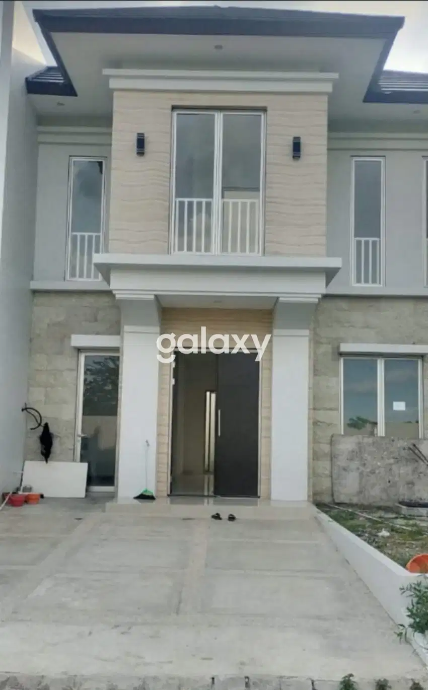 Rumah Greendland Residence Gresik 2 Lantai Hadap Timur