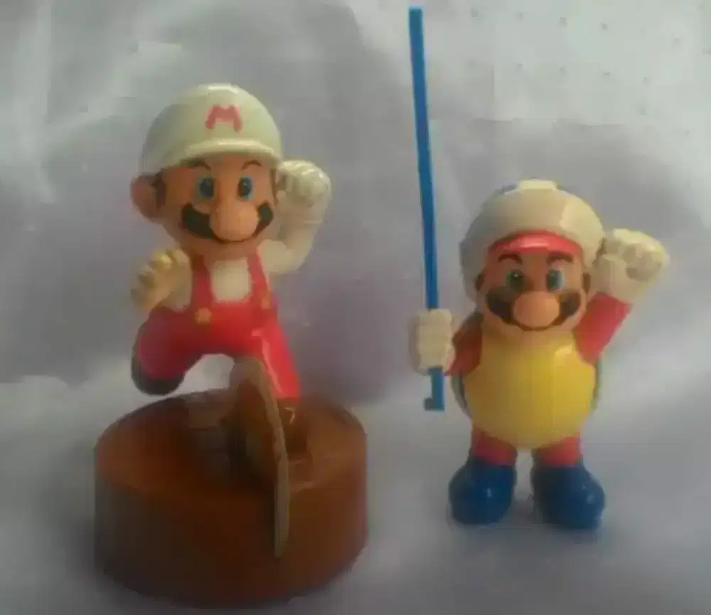 ACTION FIGURE MARIO BROS LIMITED EDITION 2 PCS (COLLECTOR ONLY)