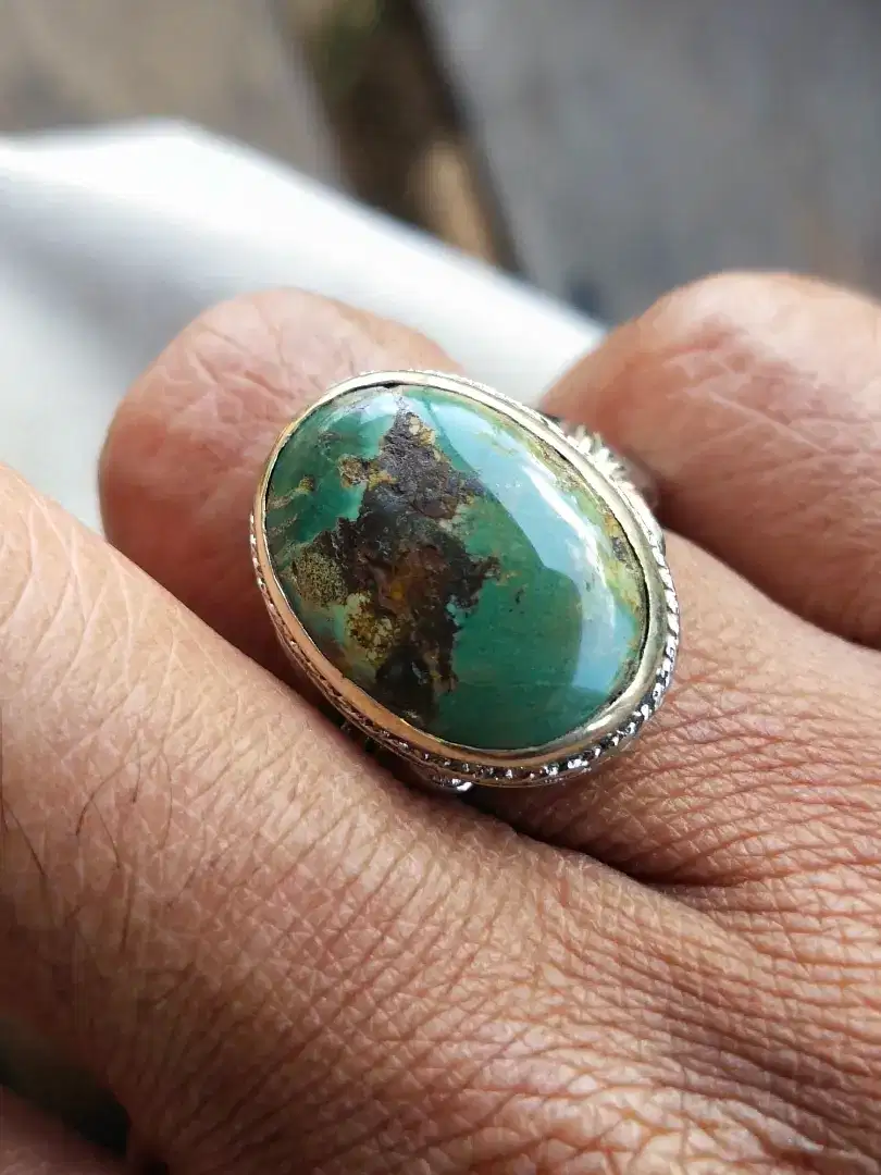 Cincin batu pirus