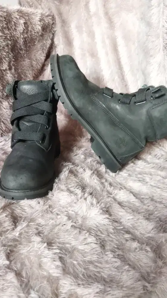 Original Timberland Size 38 Nubuck Seperti Baru