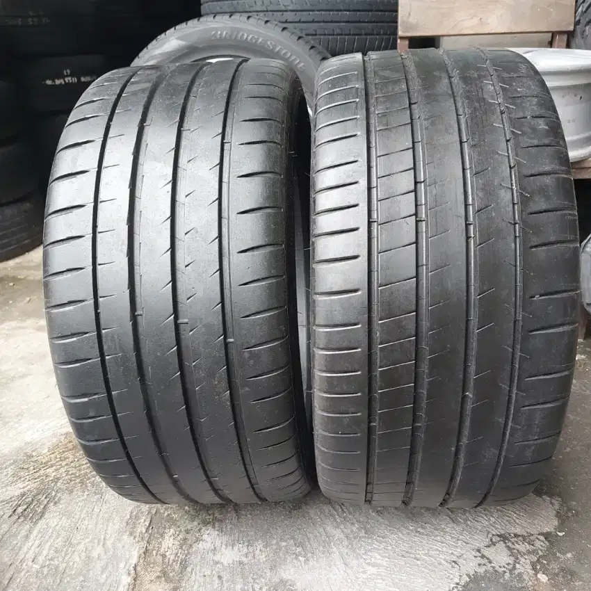 Ban Michelin Pilot Sport 4s 275 30 R20
