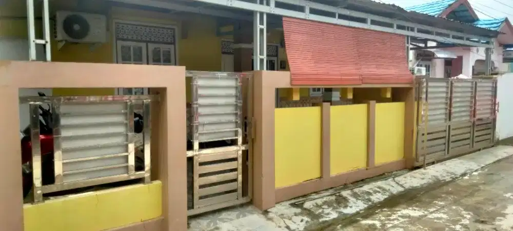 Di jual Rumah type 90 HKSN komplek Surya gemilang